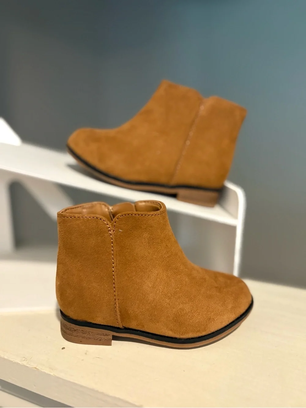 Cat & Jack Penelope Faux Suede Bootie Camel Unisex Kids Size 5 Flexible Outsole
